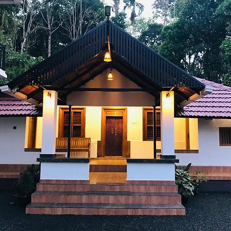 Partho Home Stay Padinjarathara Exterior photo