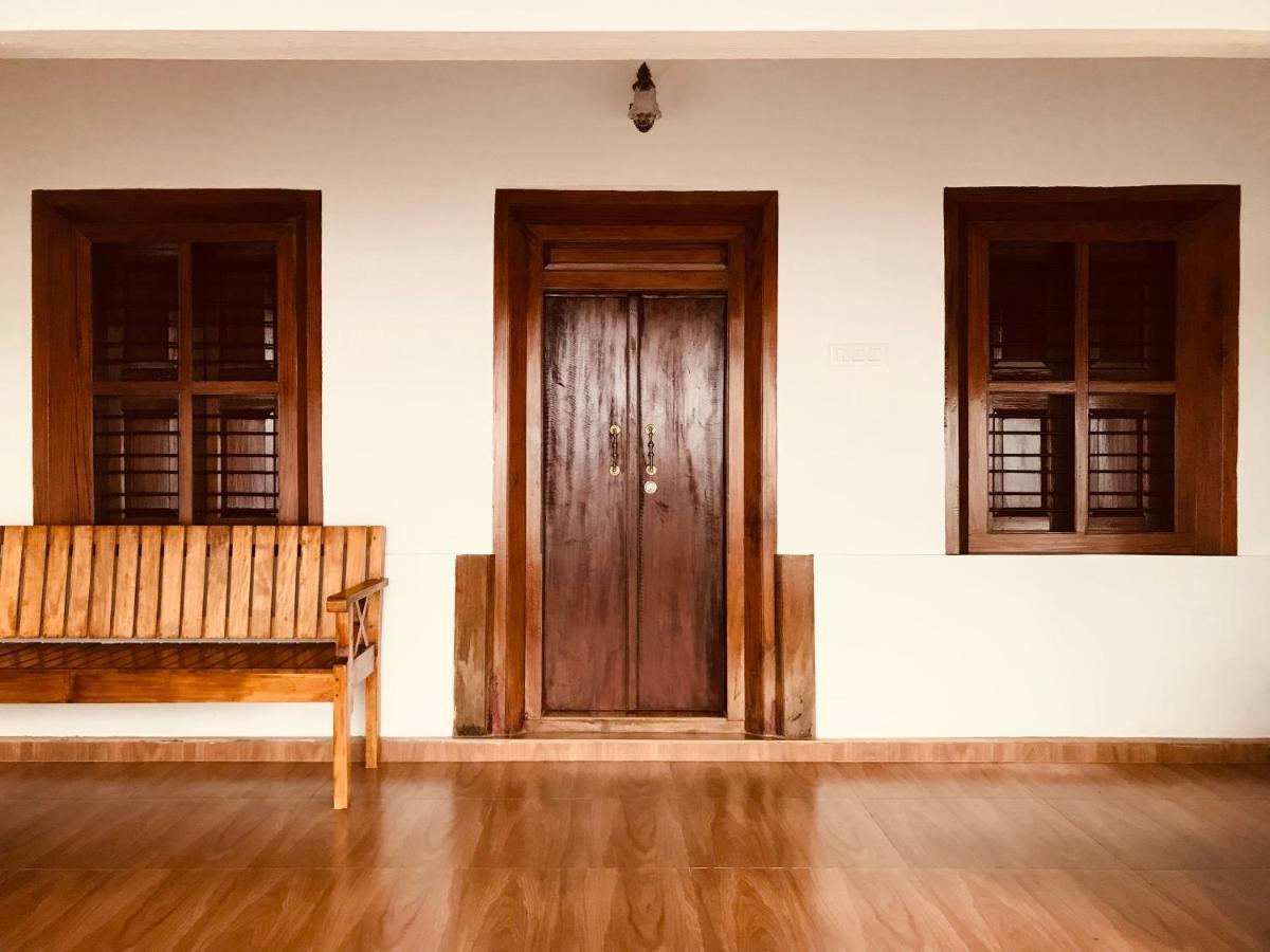 Partho Home Stay Padinjarathara Exterior photo